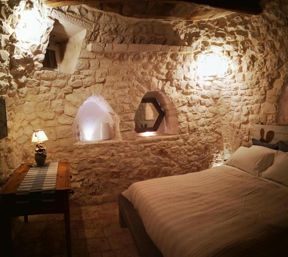 לוקורוטונדו Borgo Sardedda Suites מראה חיצוני תמונה