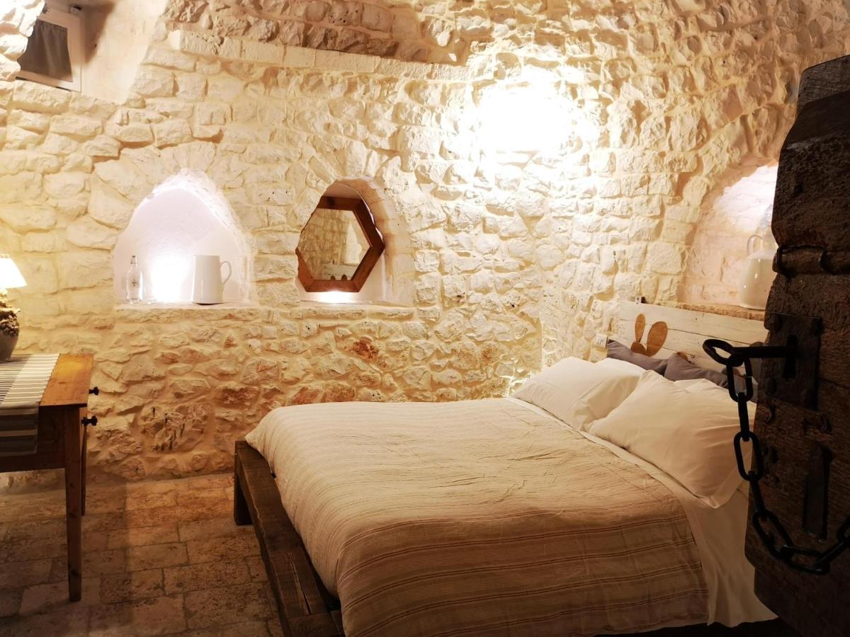 לוקורוטונדו Borgo Sardedda Suites מראה חיצוני תמונה