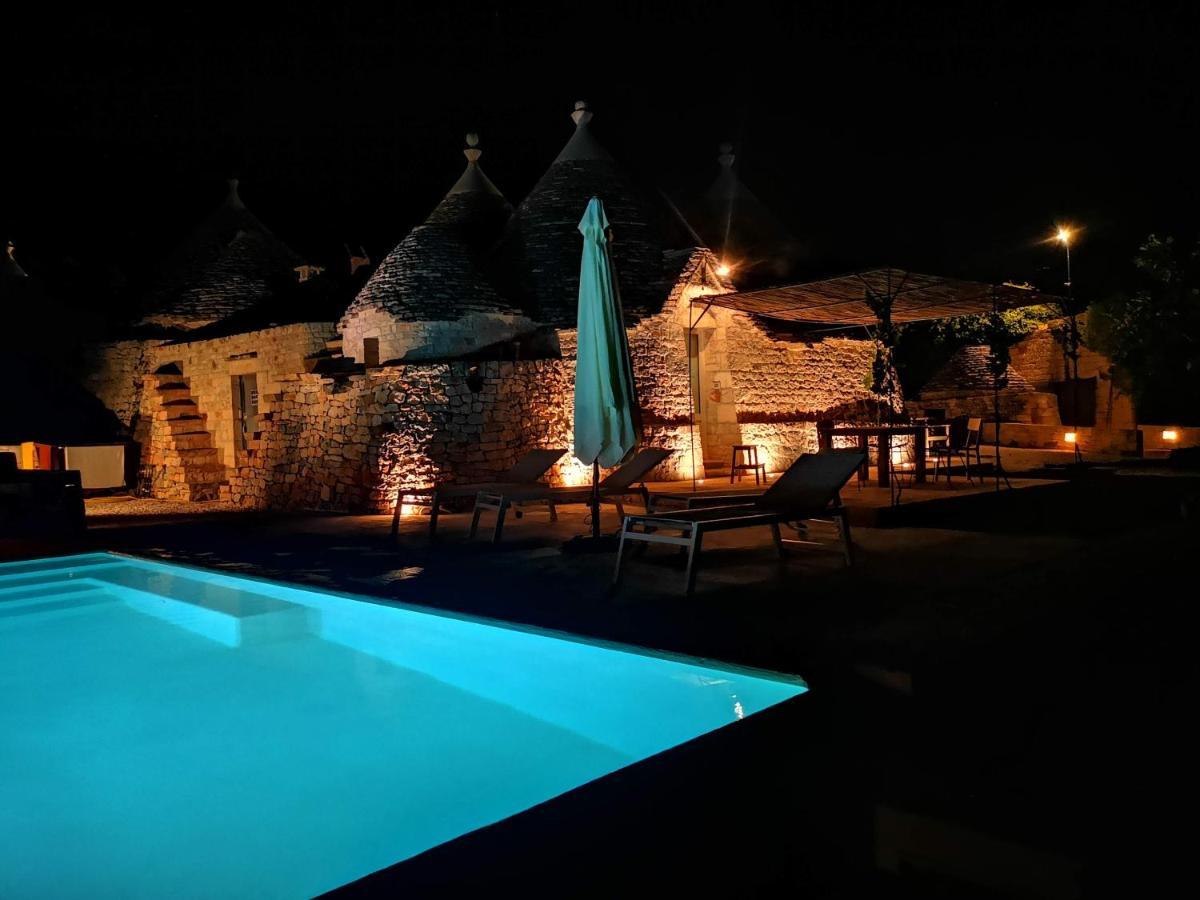 לוקורוטונדו Borgo Sardedda Suites מראה חיצוני תמונה
