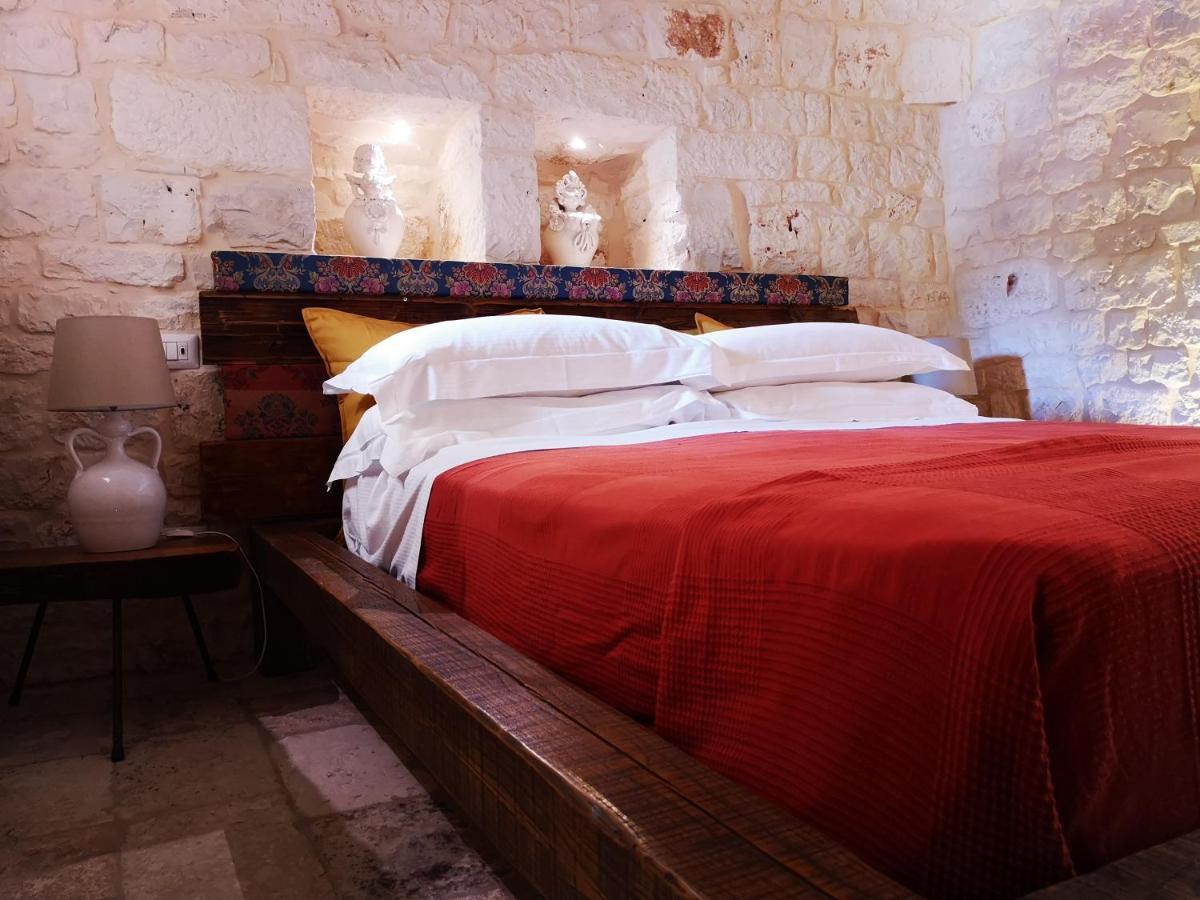 לוקורוטונדו Borgo Sardedda Suites מראה חיצוני תמונה