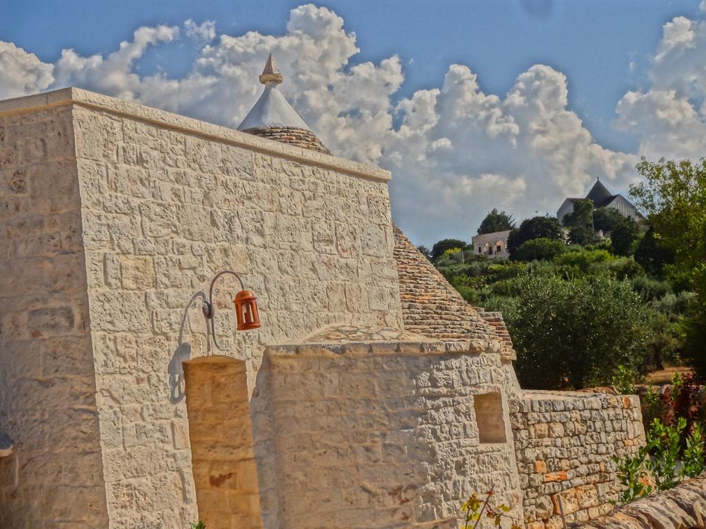 לוקורוטונדו Borgo Sardedda Suites מראה חיצוני תמונה