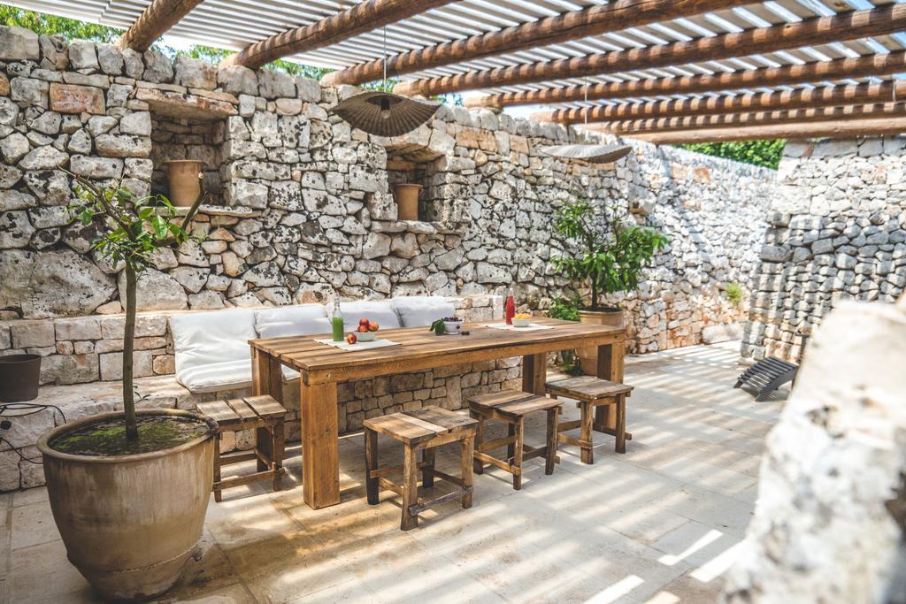 לוקורוטונדו Borgo Sardedda Suites מראה חיצוני תמונה